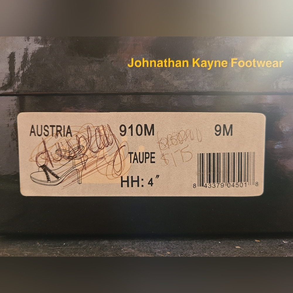 Johnathan Kayne "Austria" - Picture 7 of 8